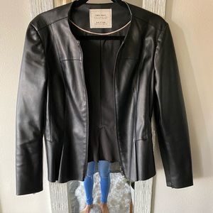 Zara Basics black leather jacket 🧥
